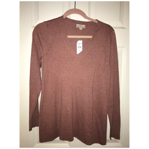 LOFT Outlet Loose-Fit V-Neck Tunic Sweater Mauve - Picture 2 of 8